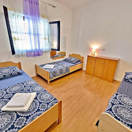 Apartman Irena With Terase End Private Parking Donji Okrug  Exterior foto